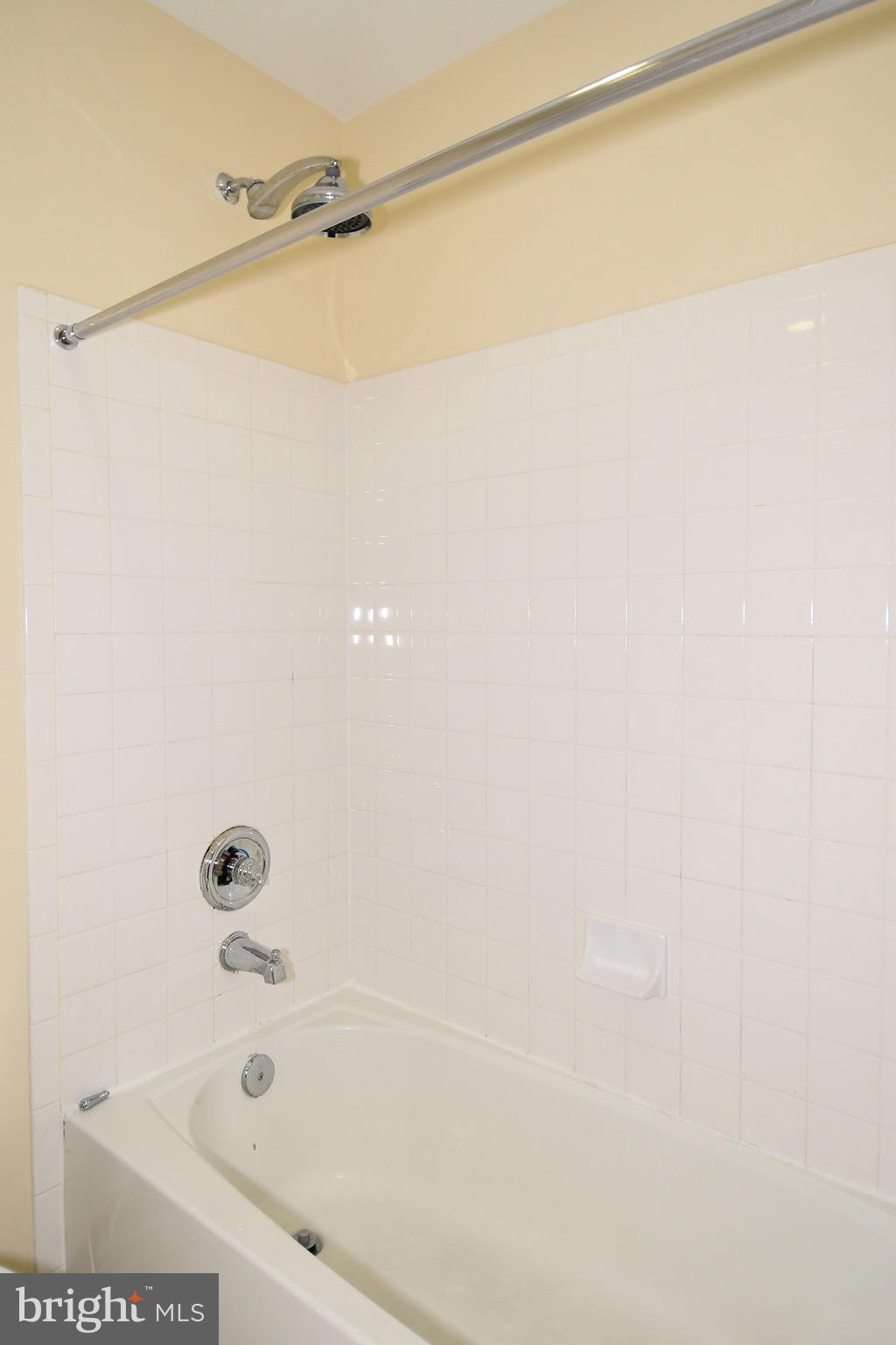 809 G Street Southwest Washington, DC 20024 - Photo 35 of 57 Bathroom