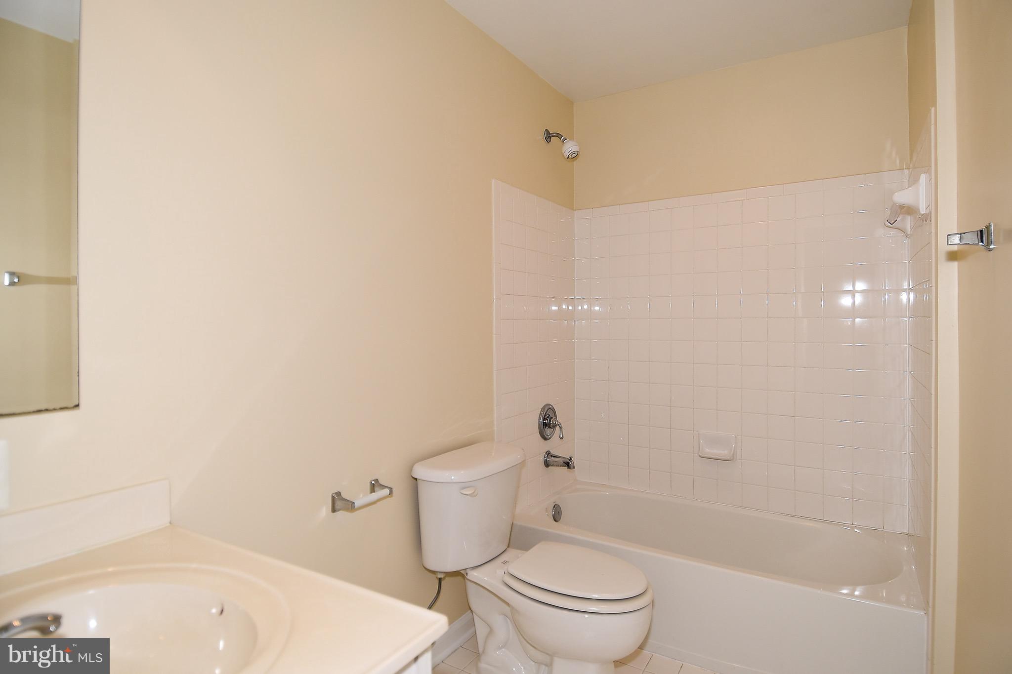 809 G Street Southwest Washington, DC 20024 - Photo 43 of 57 Loft Bathroom