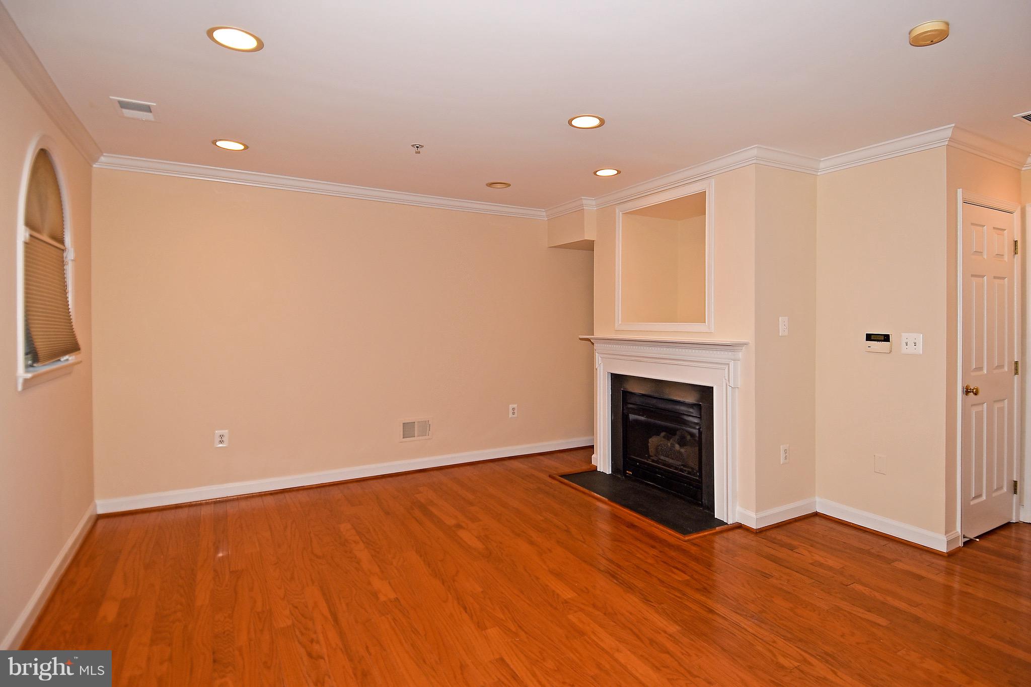 809 G Street Southwest Washington, DC 20024 - Photo 51 of 57 Family Room