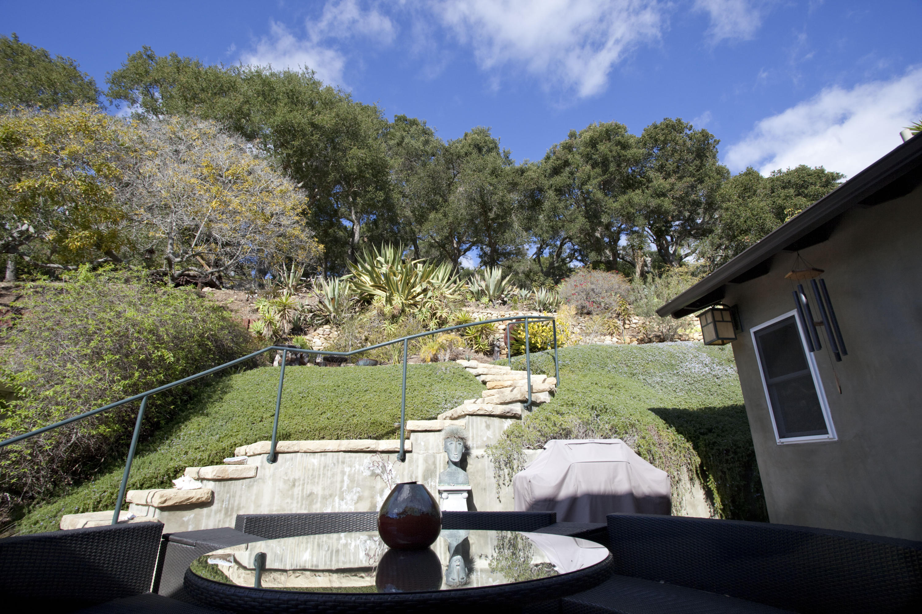 907 Cheltenham Road Santa Barbara, CA 93105 - Photo 20 of 31