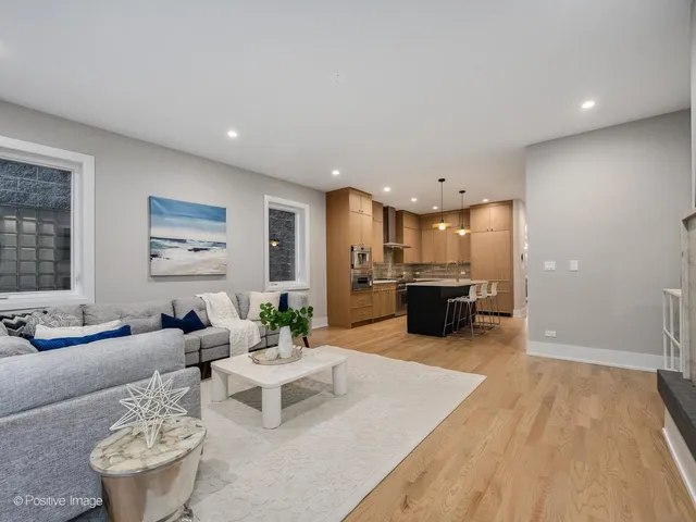 $2,899,900 | 1029 North Winchester Avenue, Chicago, IL 60622