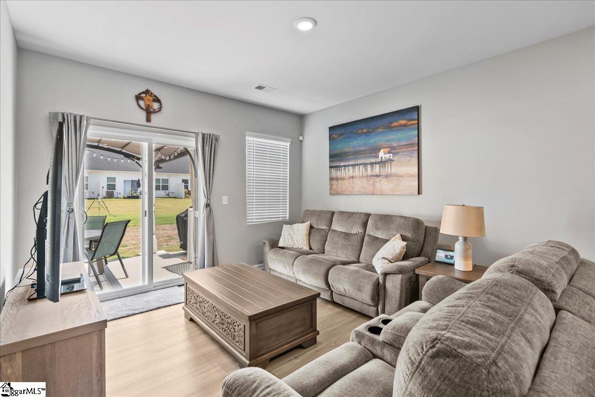 101 Aleppo Lane Greer, SC 29651 - Photo 4 of 28