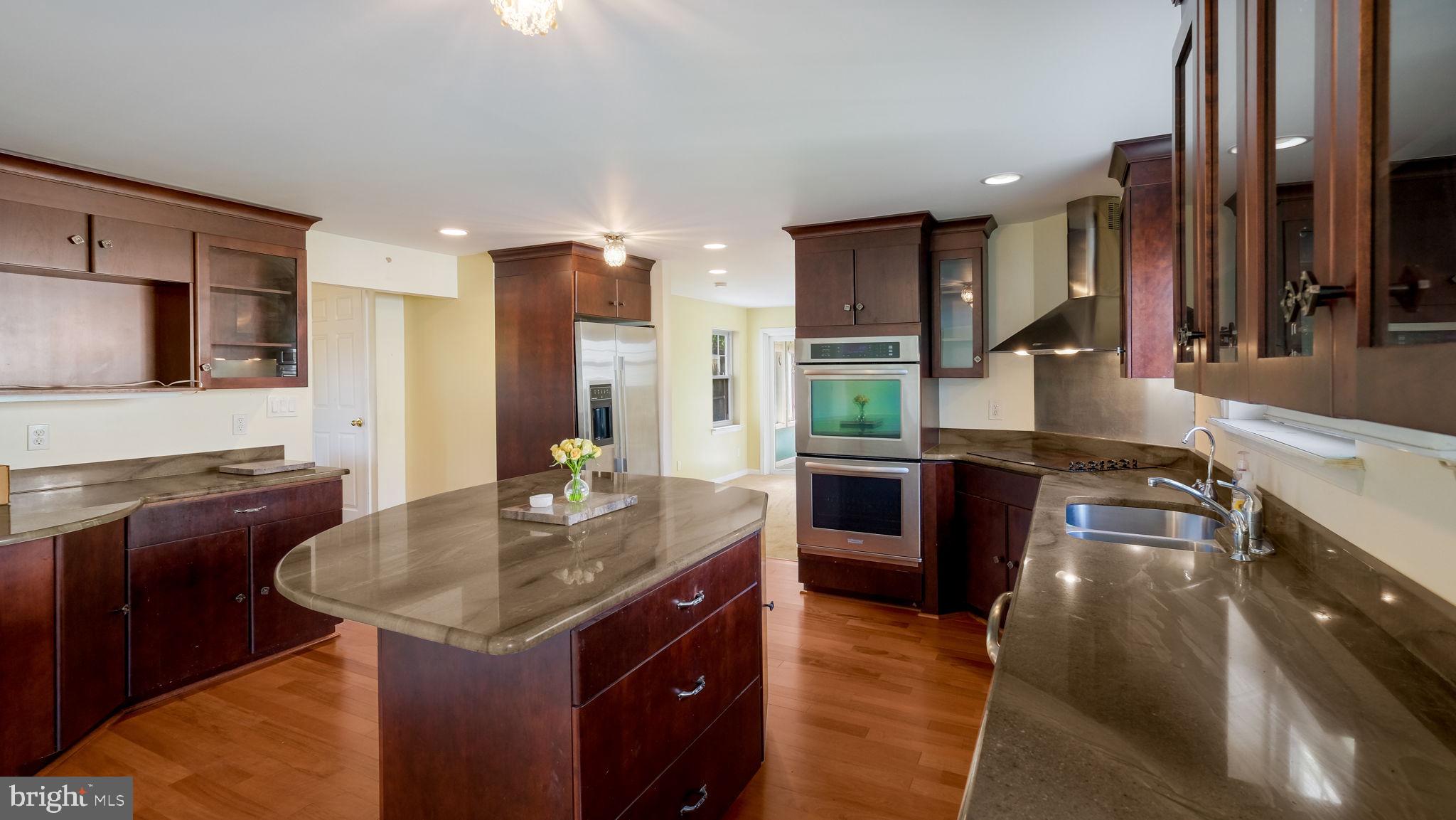 1734 Fitzwatertown Road Willow Grove, PA 19090 - Photo 17 of 41