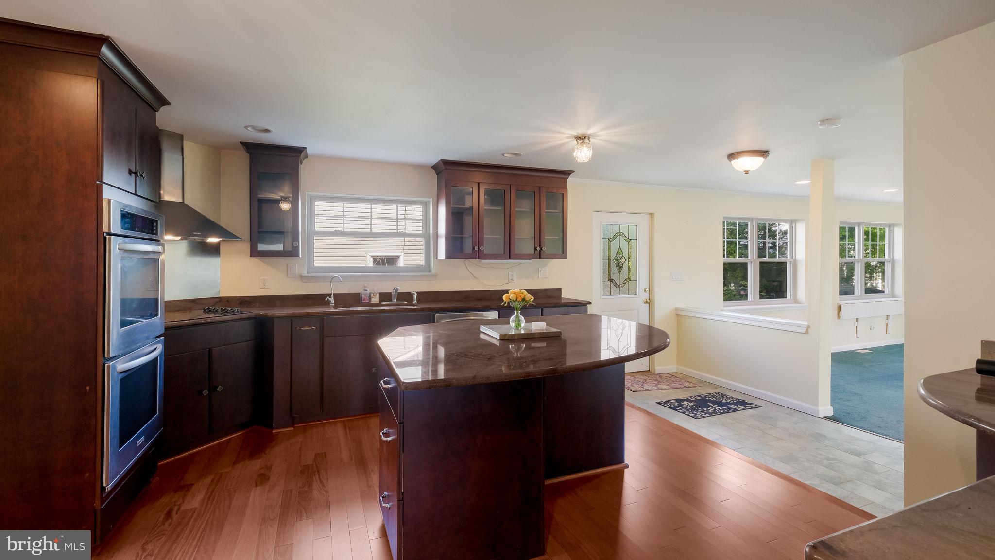 1734 Fitzwatertown Road Willow Grove, PA 19090 - Photo 19 of 41