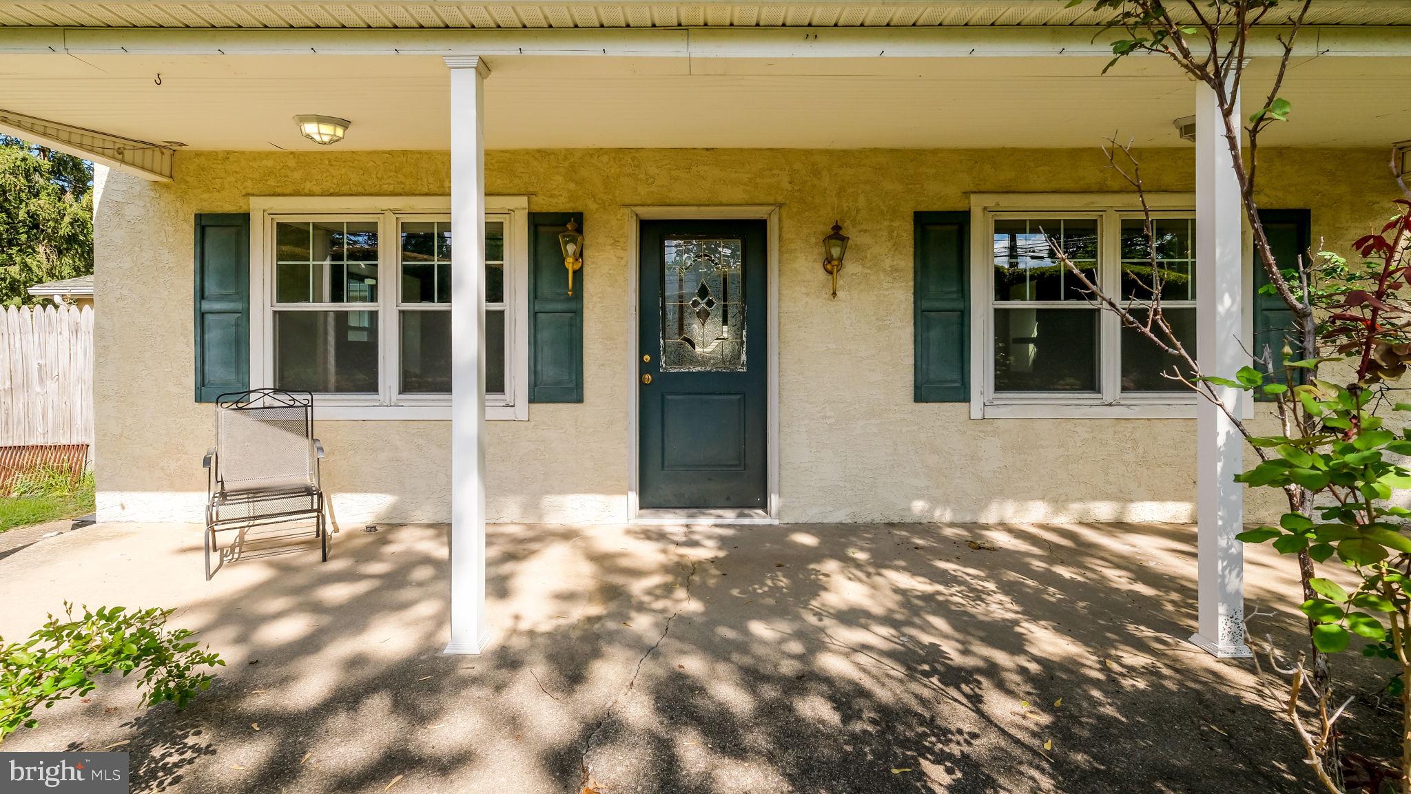 1734 Fitzwatertown Road Willow Grove, PA 19090 - Photo 3 of 41