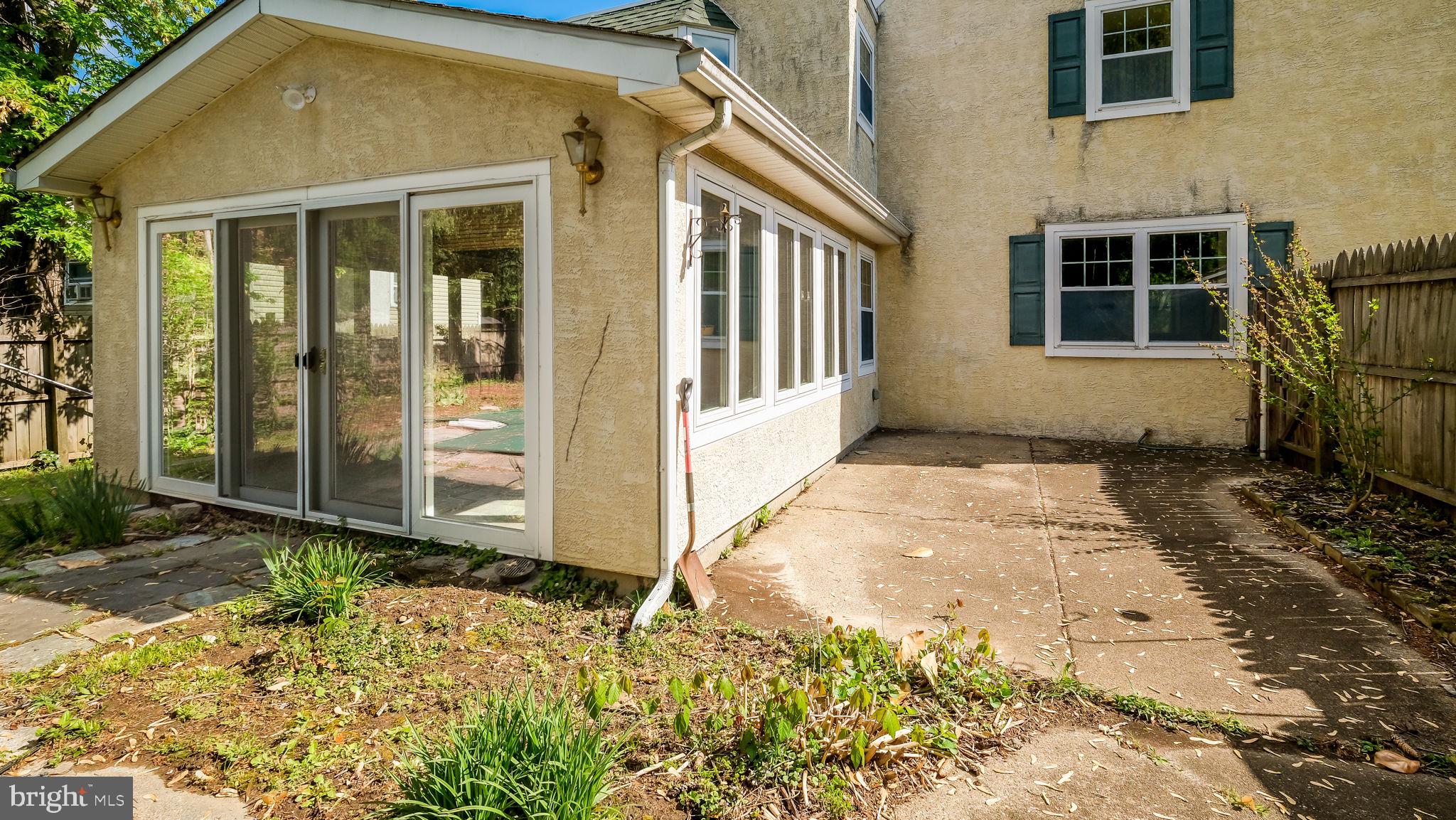 1734 Fitzwatertown Road Willow Grove, PA 19090 - Photo 7 of 41