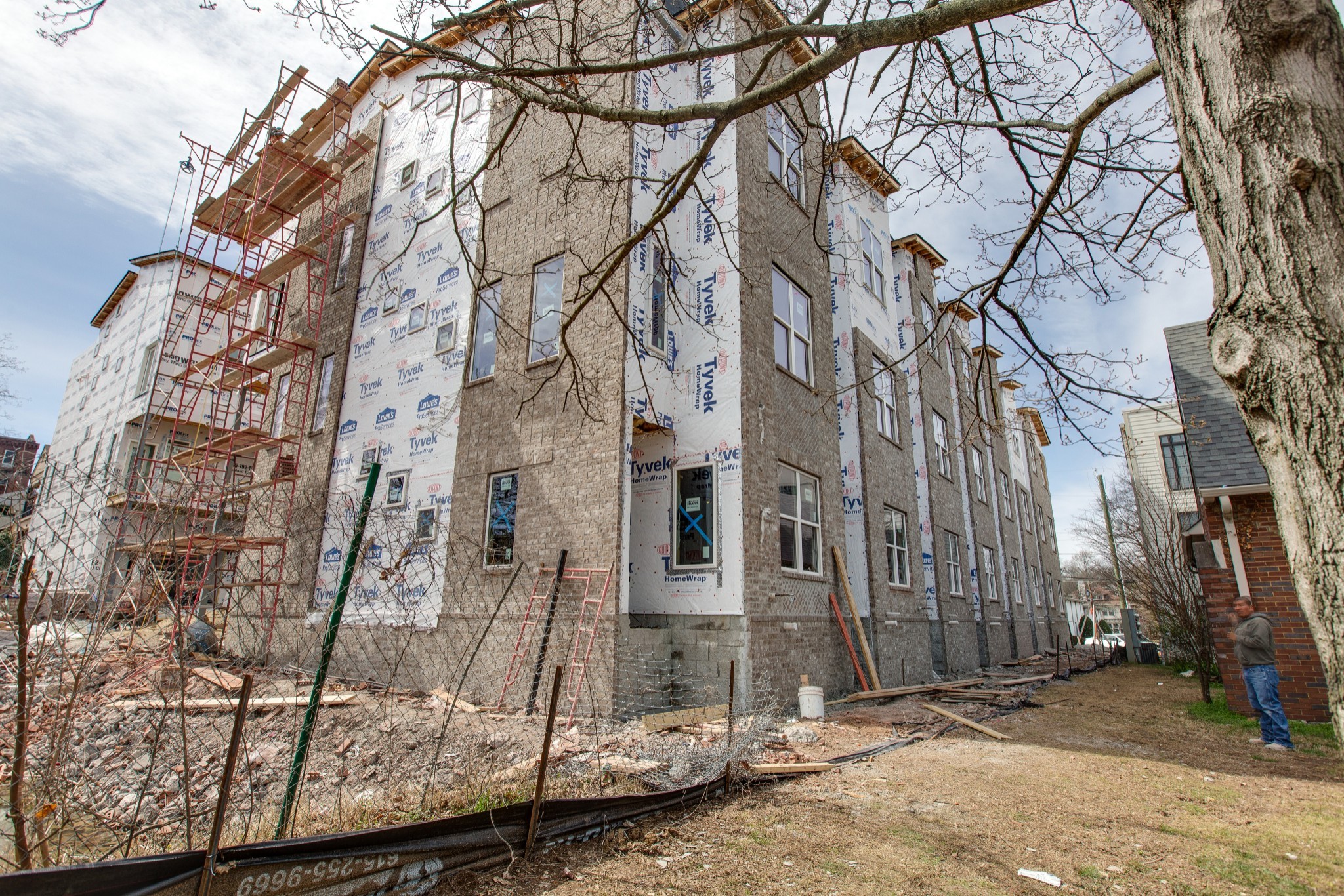 a backyard of a building