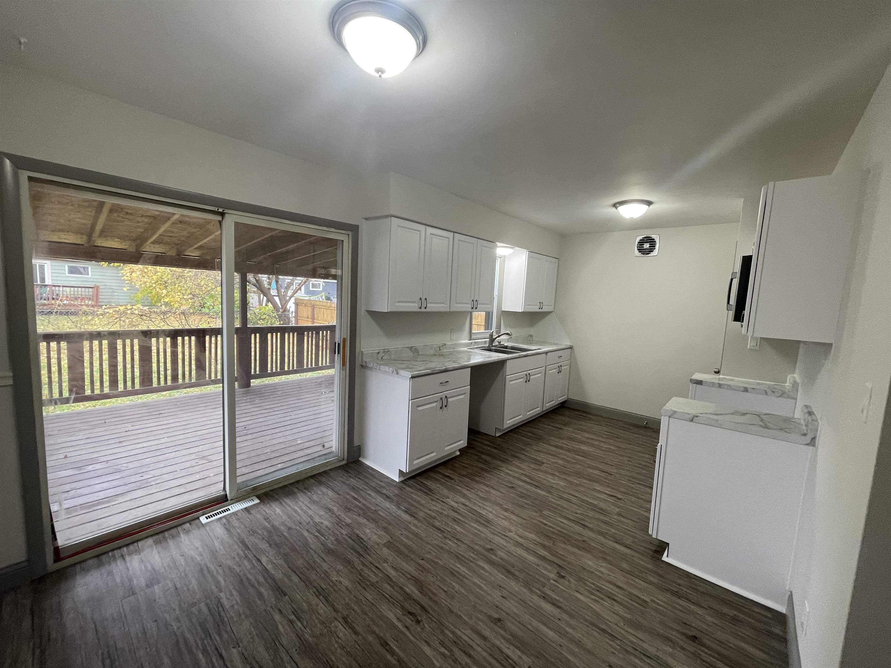 3734 Risedorph Avenue Flint, MI 48506 - Photo 10 of 18 50094308-10.JPG