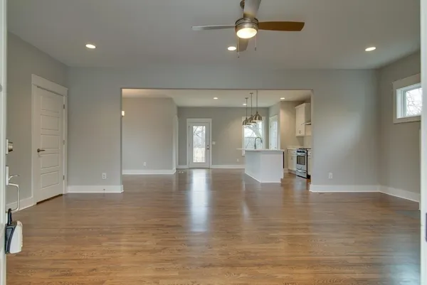 $2,800 | 942 B Strouse Avenue, Unit B, Nashville, TN 37206