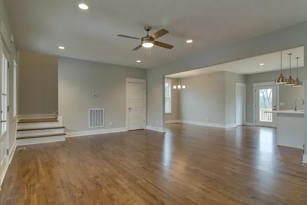 $2,800 | 942 B Strouse Avenue, Unit B, Nashville, TN 37206