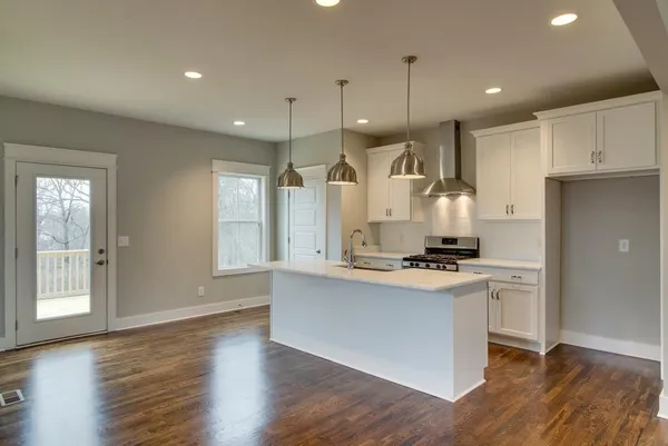 $2,800 | 942 B Strouse Avenue, Unit B, Nashville, TN 37206
