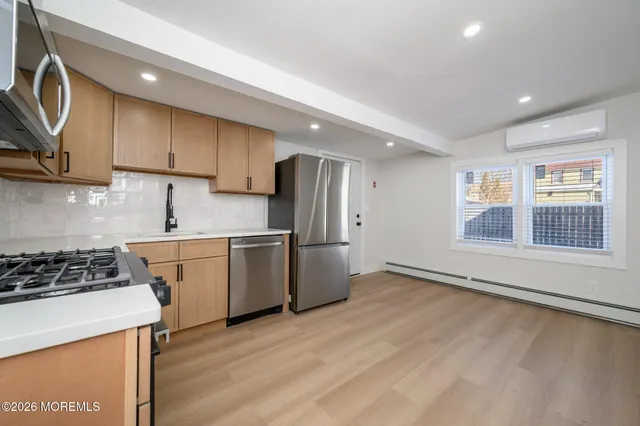 $2,900 | 8 Orchard Street, Matawan, NJ 07747