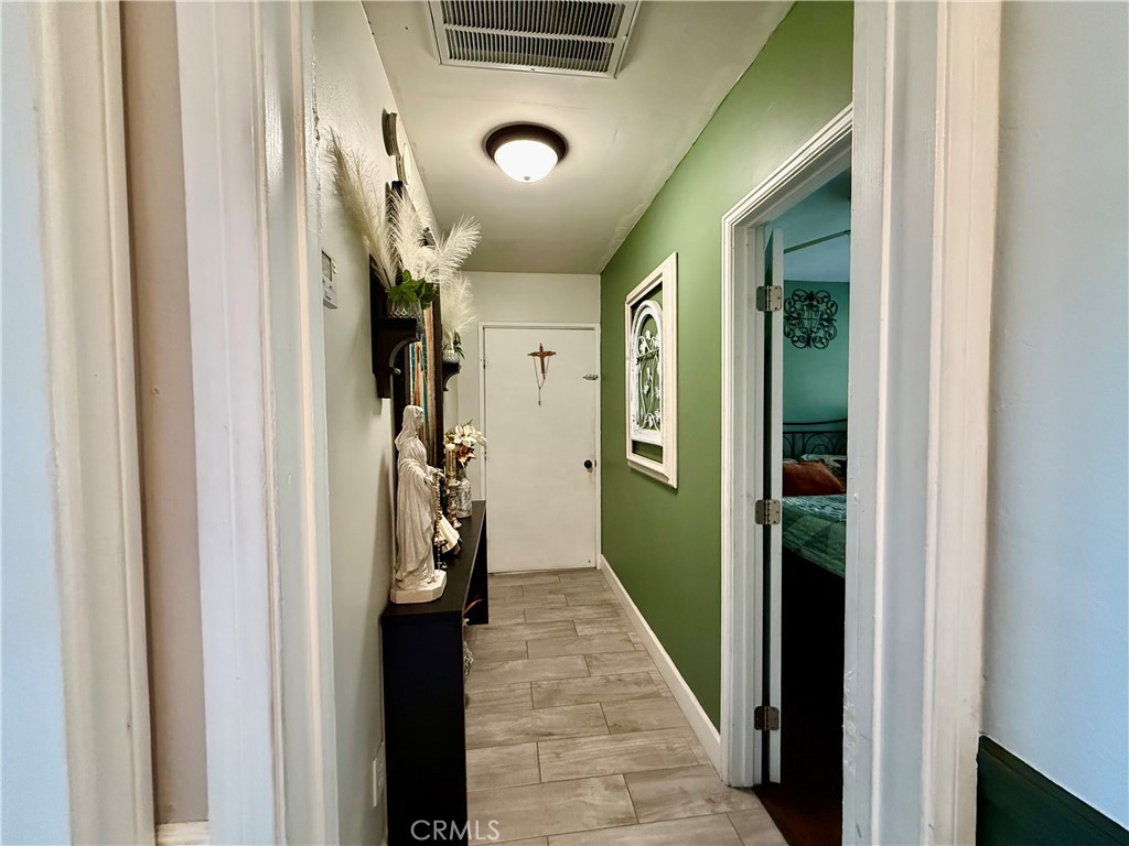 4547 Jones Avenue Riverside, CA 92505 - Photo 19 of 43
