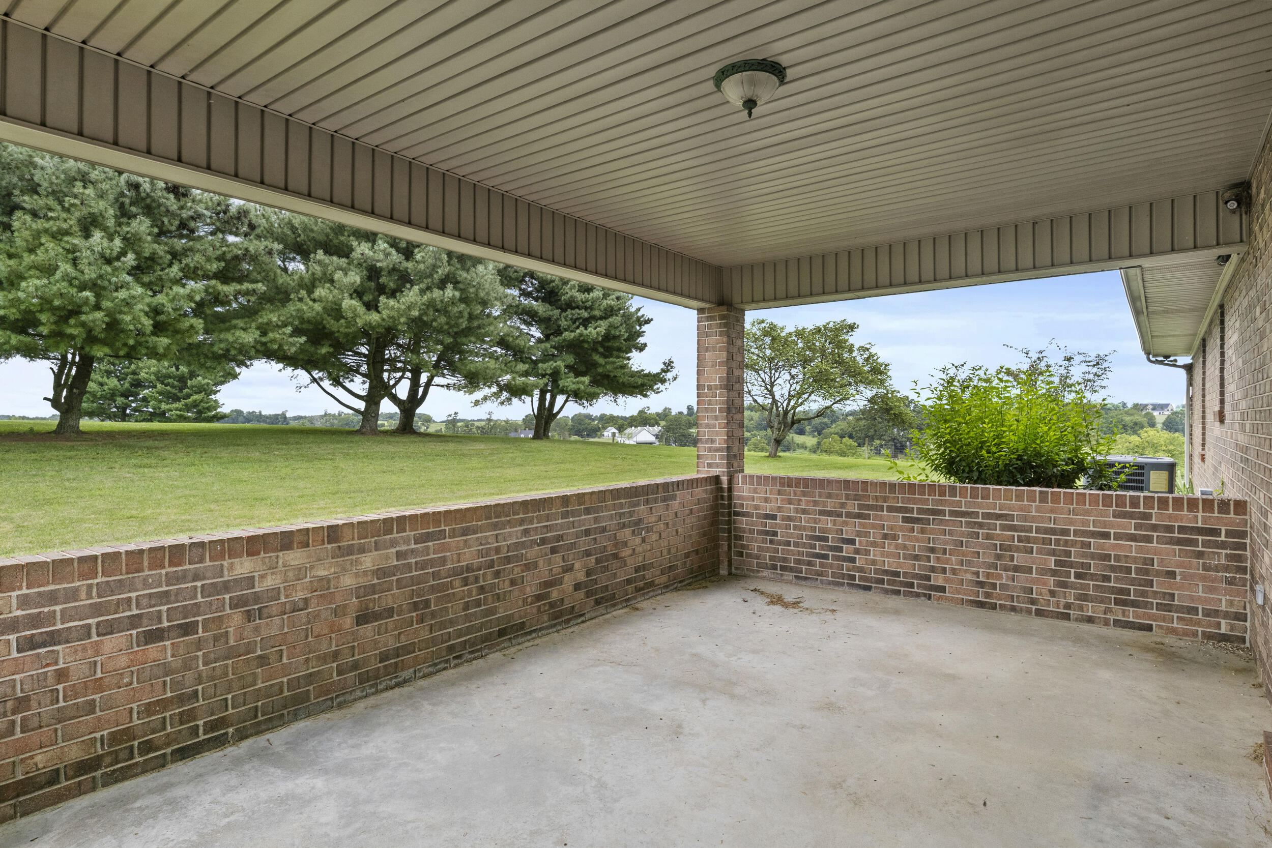 4185 Van Thompson Road Mount Sterling, KY 40353 - Photo 31 of 43 31_img_0018