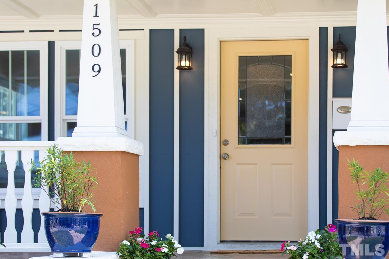 1509 South Roxboro Street Durham, NC 27707 - Photo 4 of 30 a front view of a house with yard