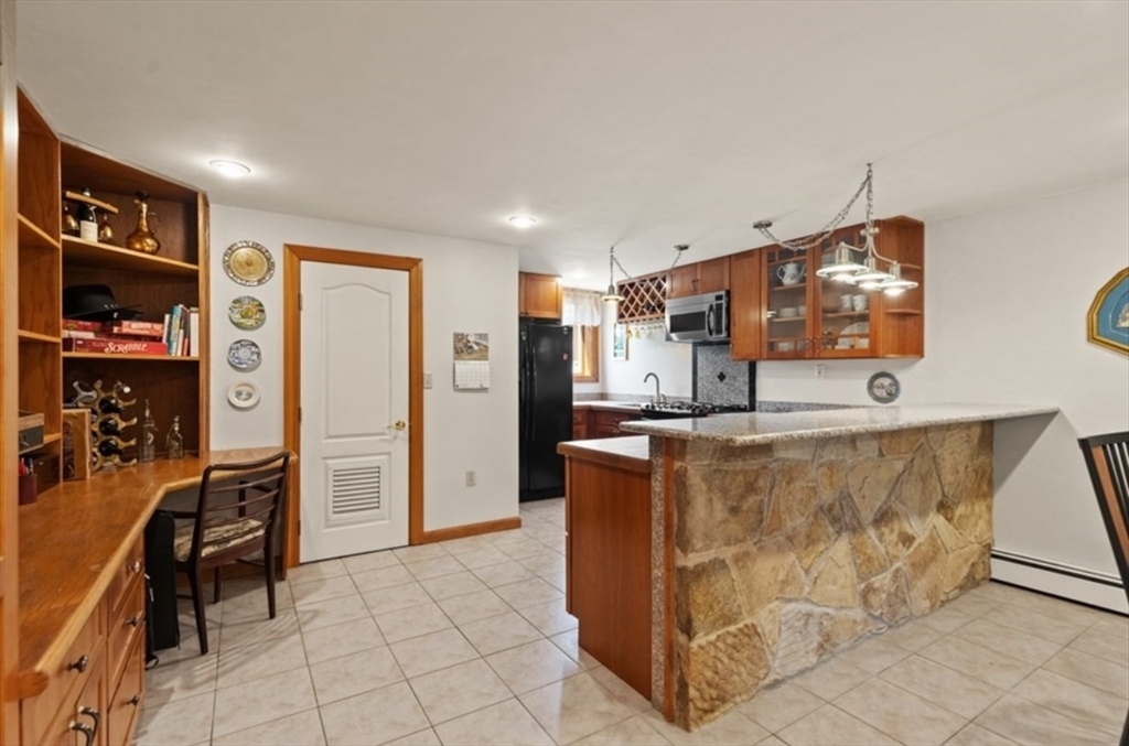 19 Prospect Avenue, Unit 1 Saugus, MA 01906 - Photo 2 of 9 Gallery Image 2