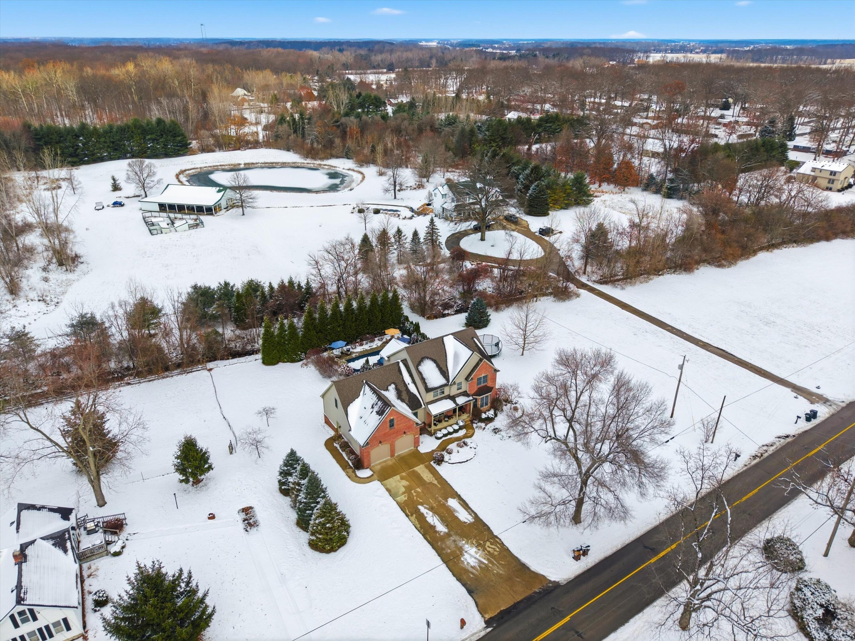 2530 Rauch Road Temperance, MI 48182 - Photo 57 of 62 09-DJI_20251202131724_0895_D