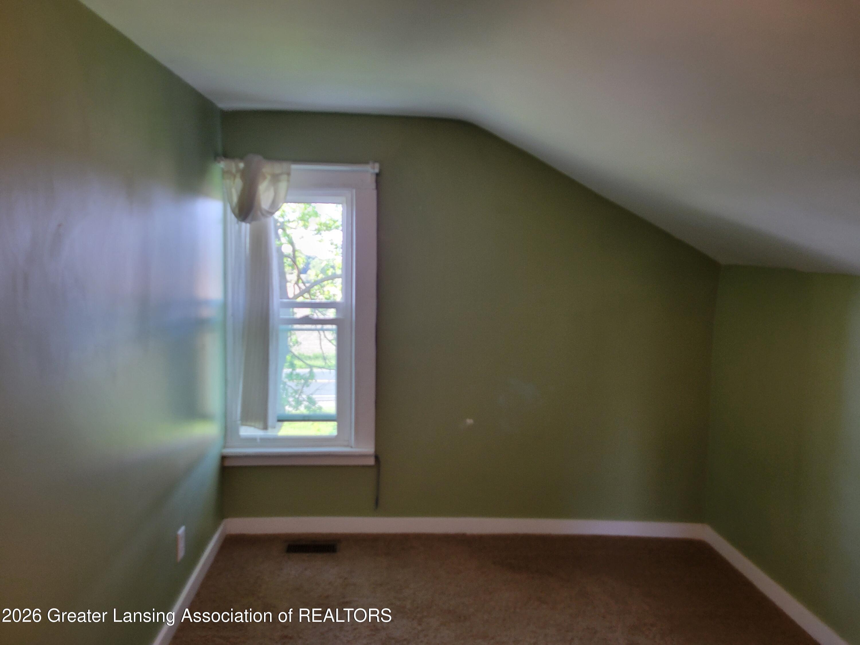 4609 West Pratt Road Dewitt, MI 48820 - Photo 11 of 29 20260528_185635