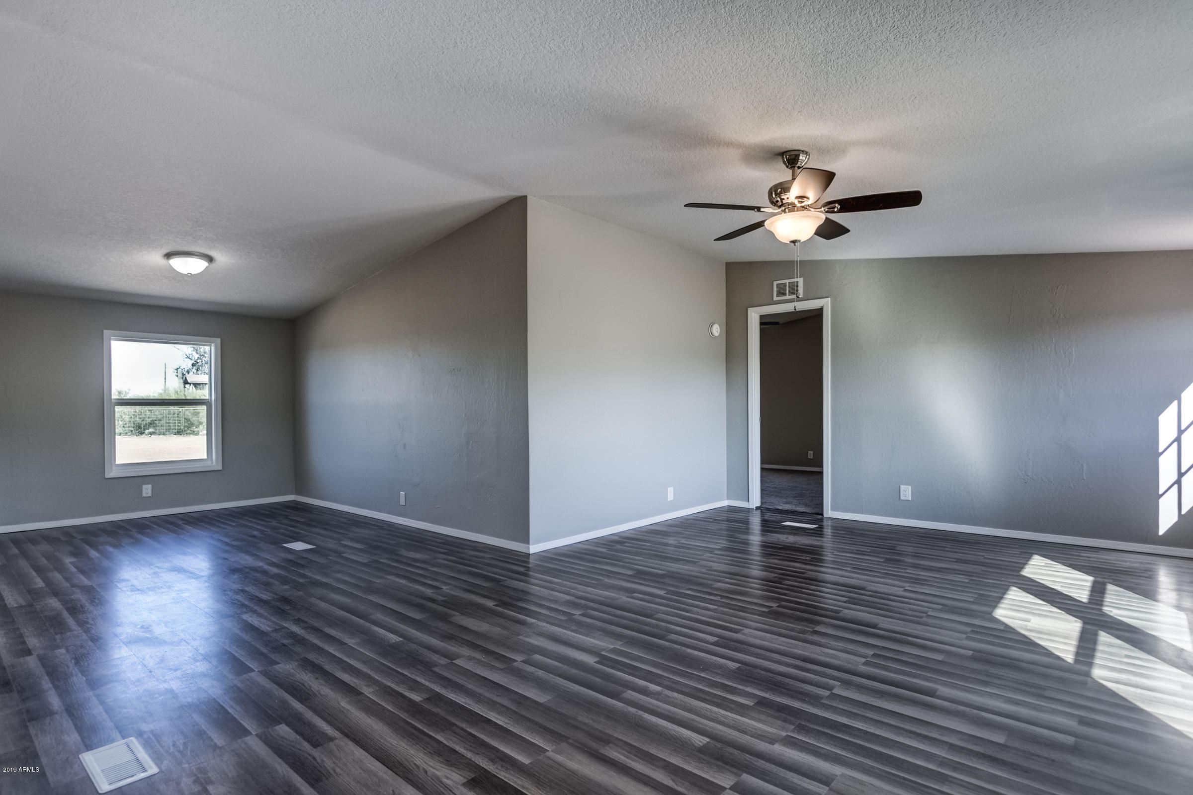 1168 South Wickiup Road Apache Junction, AZ 85119 - Photo 6 of 46 1168 S Wickiup Rd8