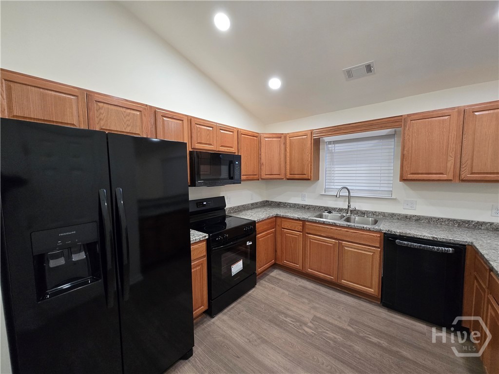 77 Tiller Way Savannah, GA 31407 - Photo 4 of 12