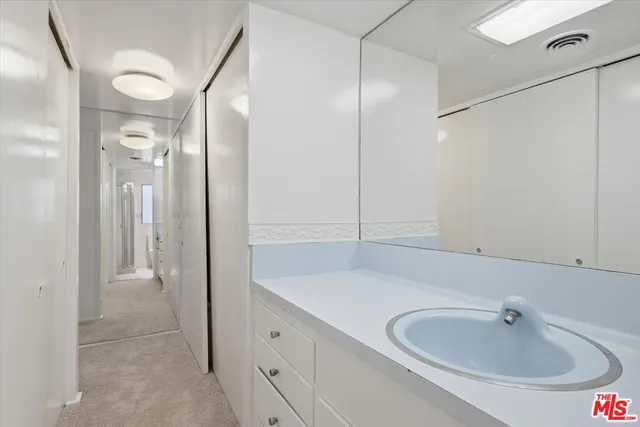 $1,995,000 | 11401 Clover Avenue, Los Angeles, CA 90066