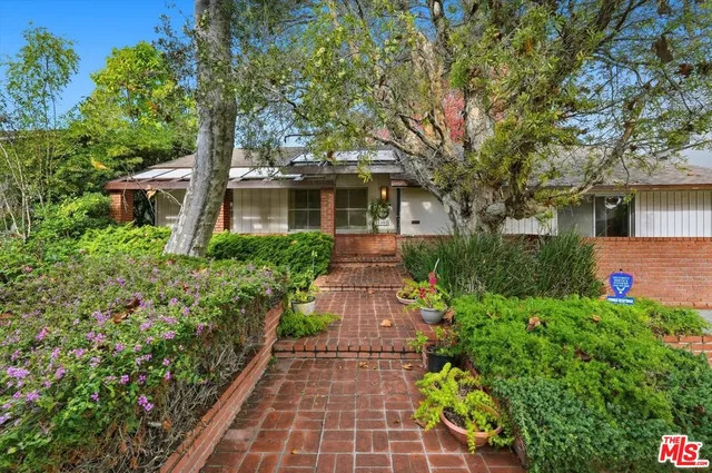 $1,995,000 | 11401 Clover Avenue, Los Angeles, CA 90066
