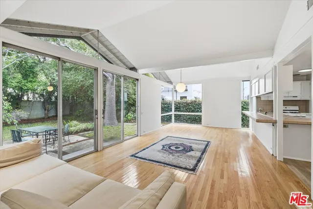 $1,995,000 | 11401 Clover Avenue, Los Angeles, CA 90066