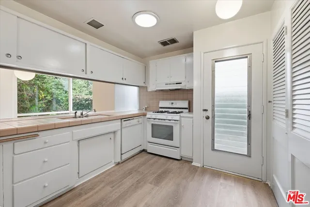 $1,995,000 | 11401 Clover Avenue, Los Angeles, CA 90066