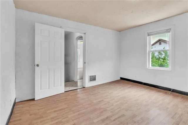 $138,000 | 104 Highland Avenue, Avella, PA 15312