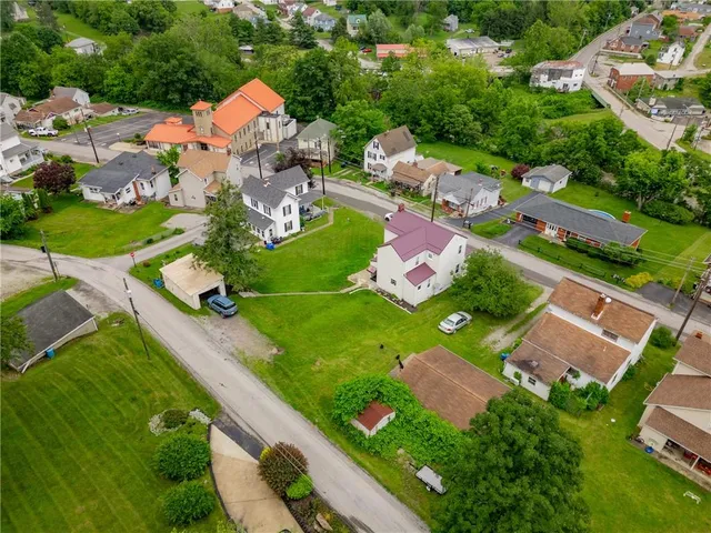 $138,000 | 104 Highland Avenue, Avella, PA 15312