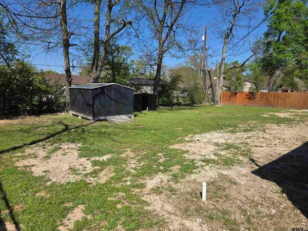 $359,000 | 104 Leland Drive, Athens, TX 75751