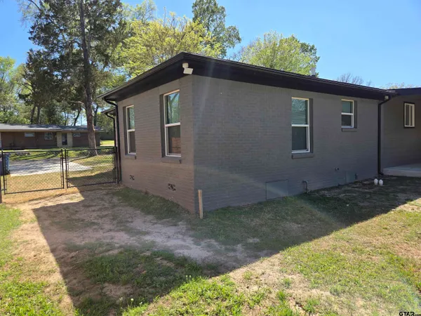 $359,000 | 104 Leland Drive, Athens, TX 75751