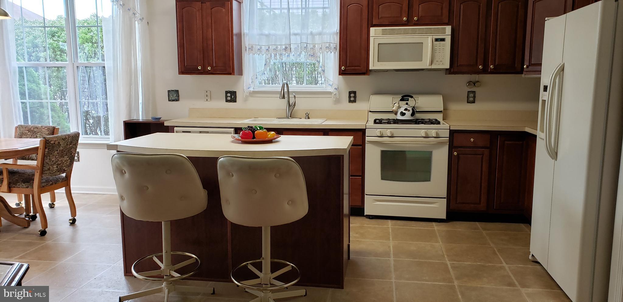 33 Shady Stream Road Barnegat, NJ 08005 - Photo 6 of 37 Gallery Image 6