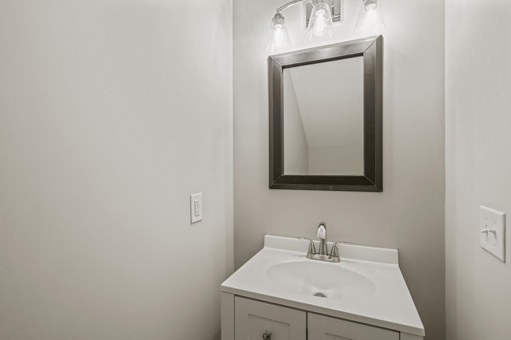 11040 Skipwith Road Chase City, VA 23924 - Photo 10 of 63 Gallery Image 10