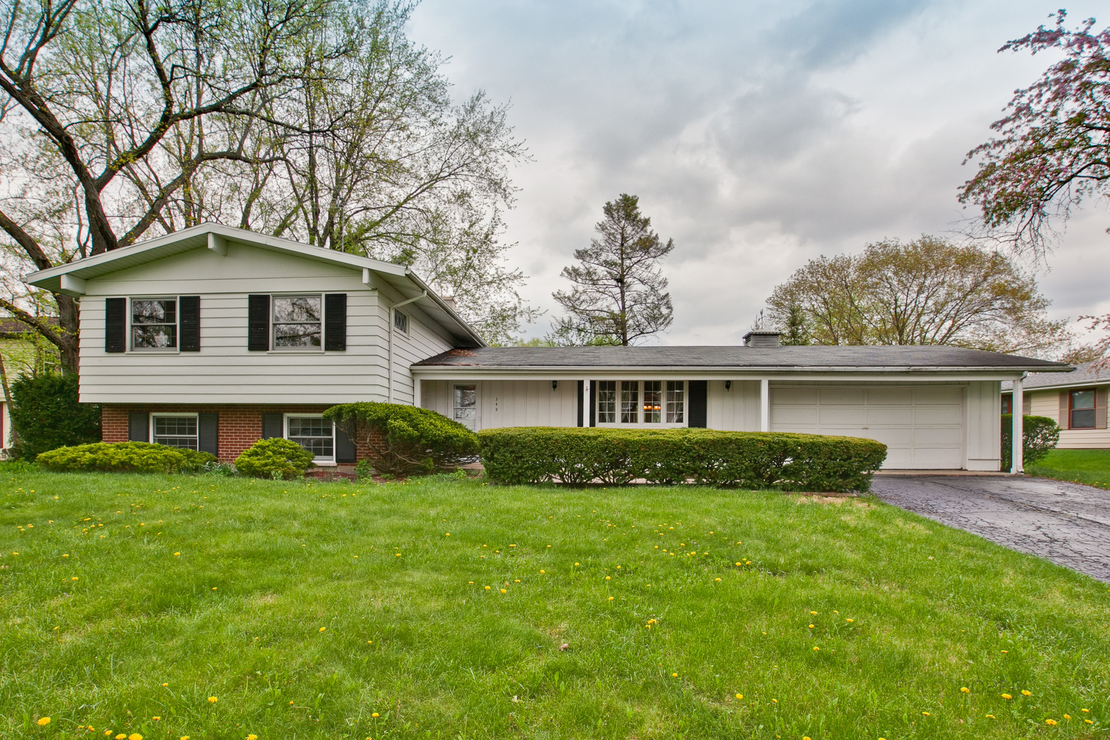 348 High Road Cary, IL 60013 - Photo 1 of 26
