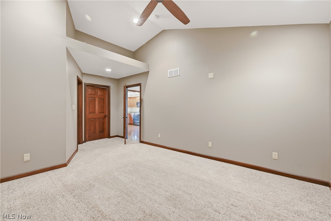1532 South State Line Road Masury, OH 44438 - Photo 23 of 35 Gallery Image 23