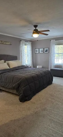 $4,000 | 852 Anthony Road, Portsmouth, RI 02871