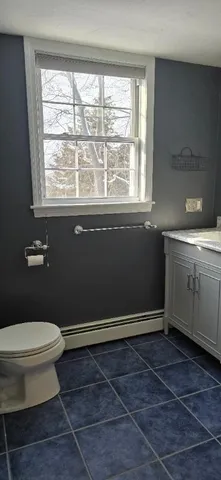 $4,000 | 852 Anthony Road, Portsmouth, RI 02871