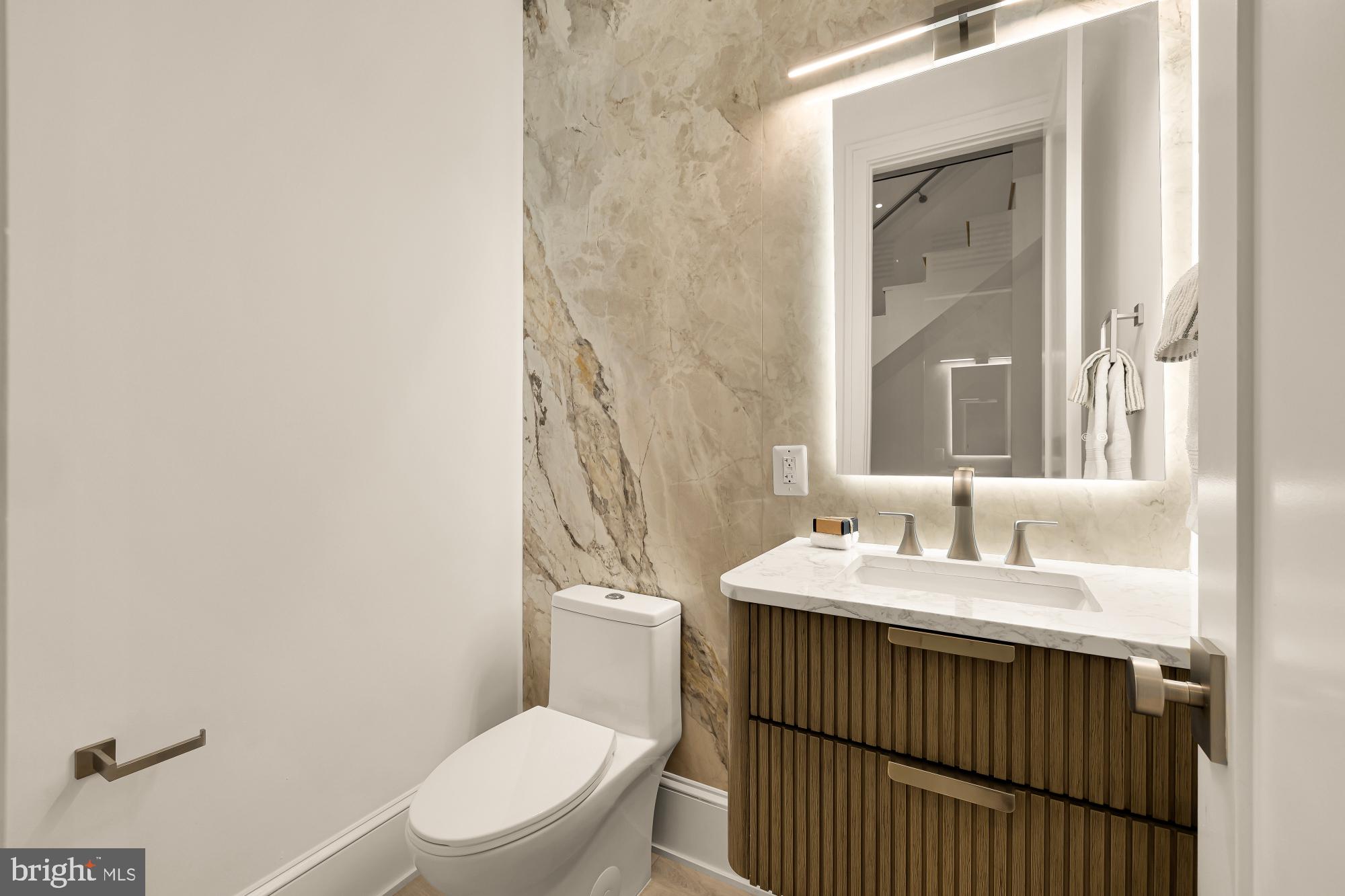 329 8th Street Northeast Washington, DC 20002 - Photo 19 of 51