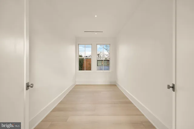 $4,500,000 | 329 8th Street Northeast, Washington, DC 20002