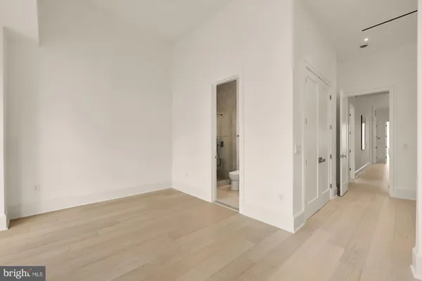 $4,500,000 | 329 8th Street Northeast, Washington, DC 20002