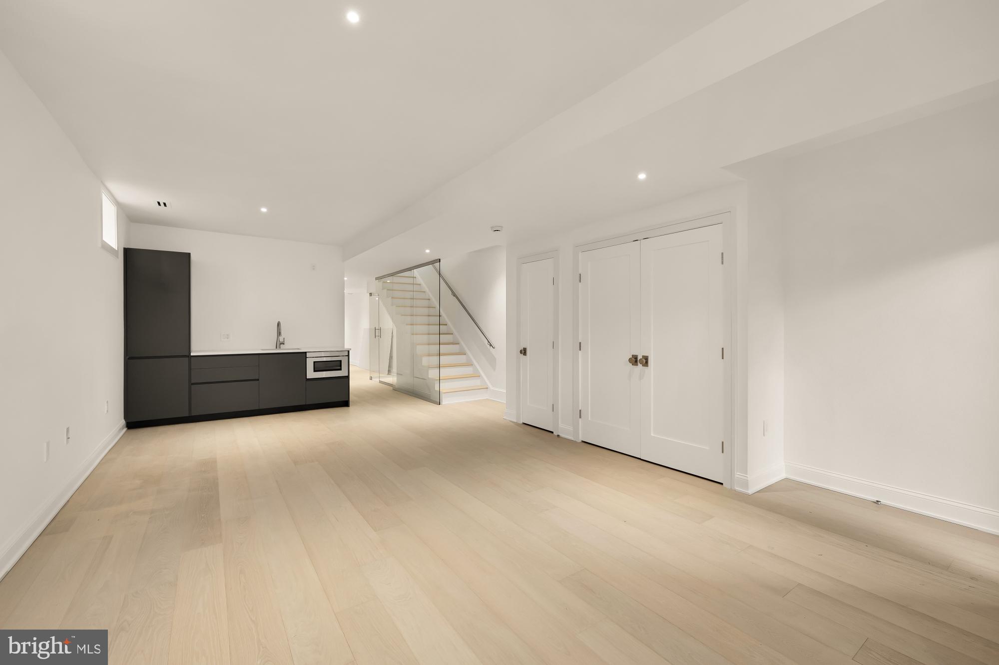 329 8th Street Northeast Washington, DC 20002 - Photo 39 of 51