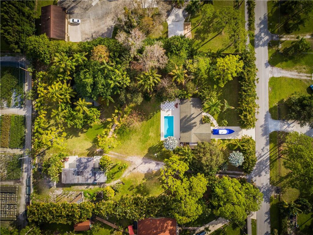 5106 3rd Road Lake Worth, FL 33467 - Photo 4 of 39 Photo 4