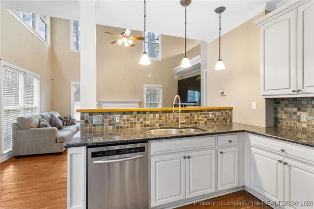 $399,000 | 405 La Vista Court, Benson, NC 27504