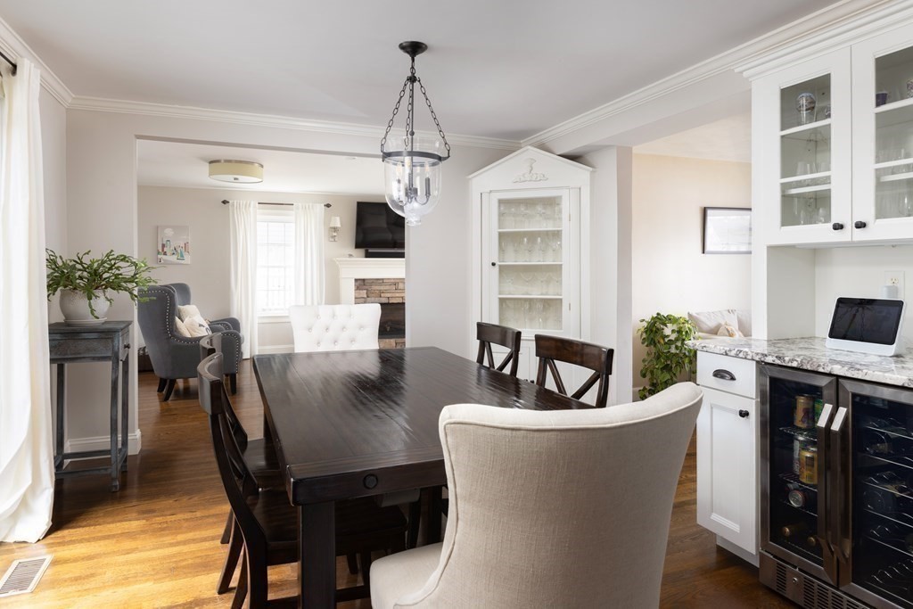 12 Bonad Road Winchester, MA 01890 - Photo 8 of 36 Gallery Image 8