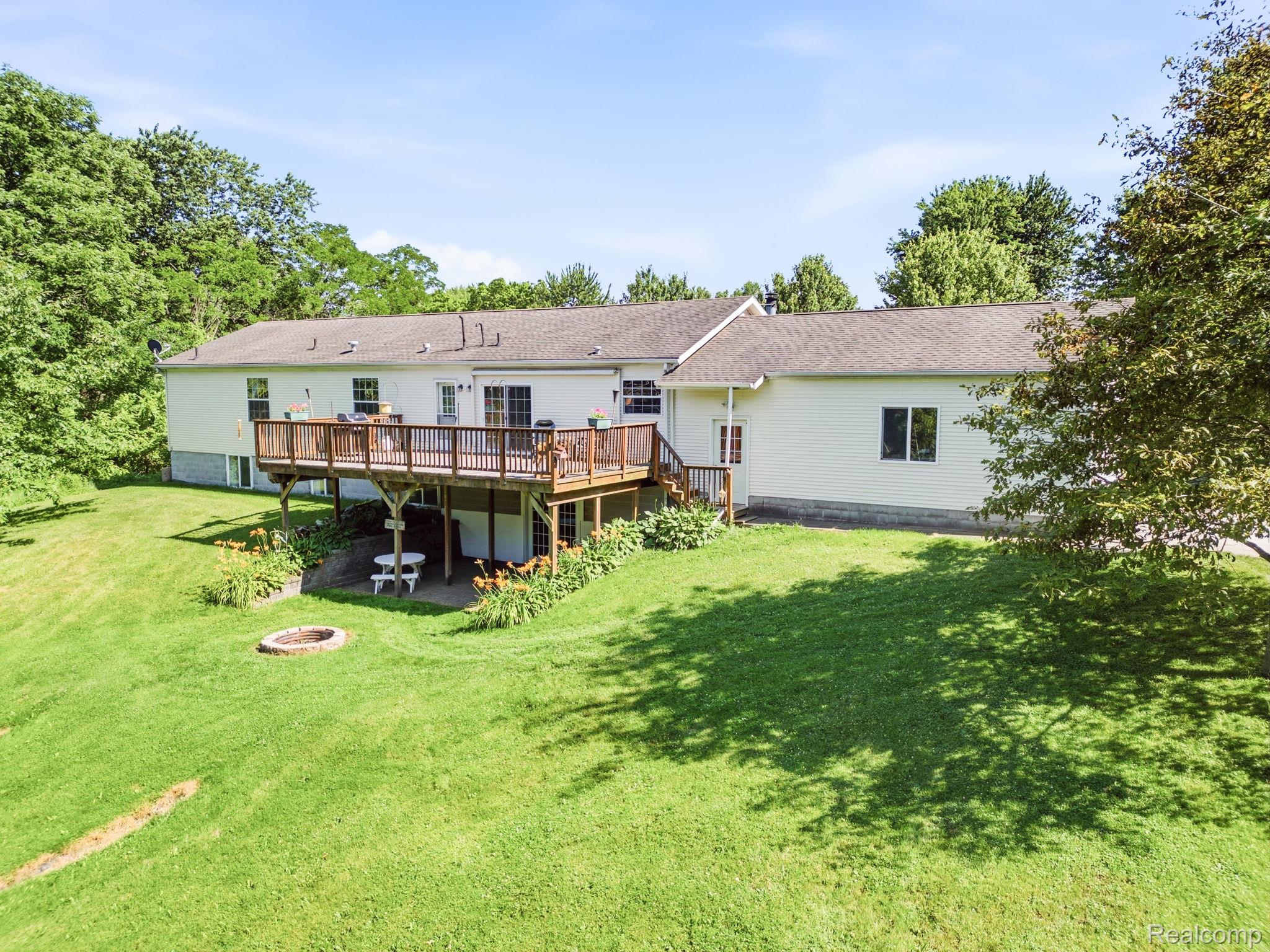 4242 Norman Road Fort Gratiot, MI 48059 - Photo 37 of 42 4242 Norman Rd (39).jpg