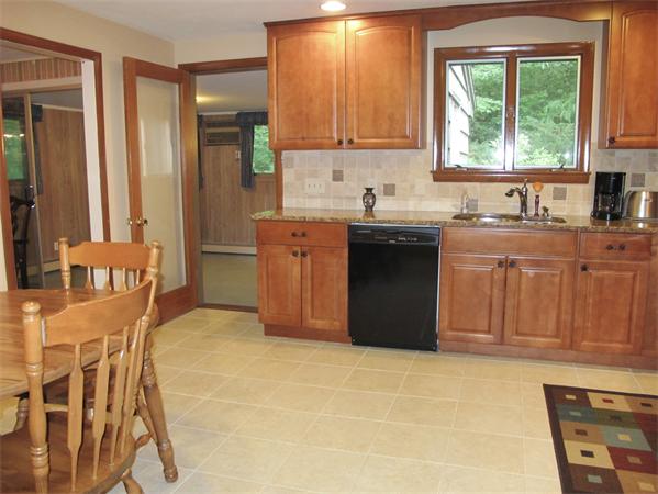 26 Philip Road Lexington, MA 02421 - Photo 7 of 13