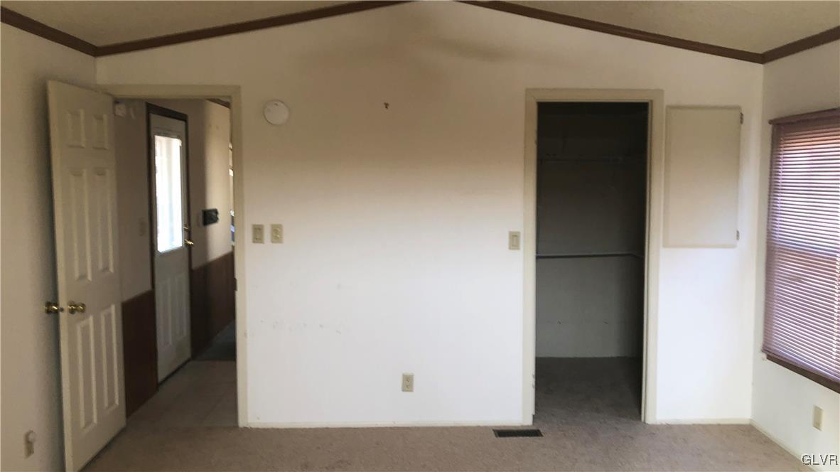 218 Molly Pitcher Road Mount Bethel, PA 18343 - Photo 24 of 30 Gallery Image 24