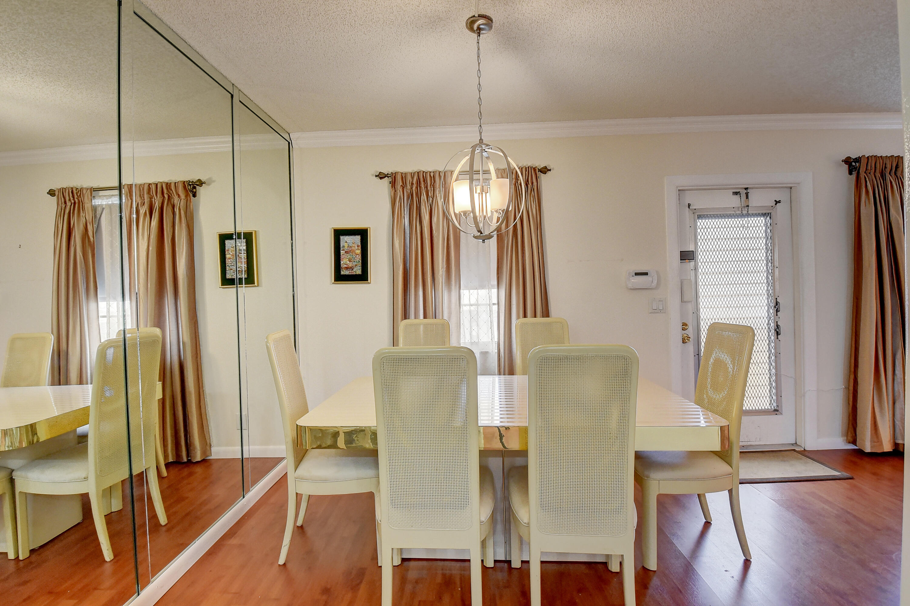 4004 Wolverton East, Unit 4004 Boca Raton, FL 33434 - Photo 5 of 44 Dining Area