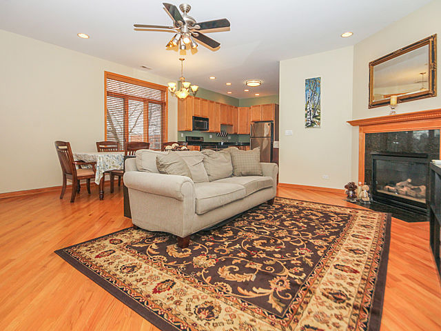 1300 West Fillmore Street, Unit 2 Chicago, IL 60607 - Photo 6 of 24